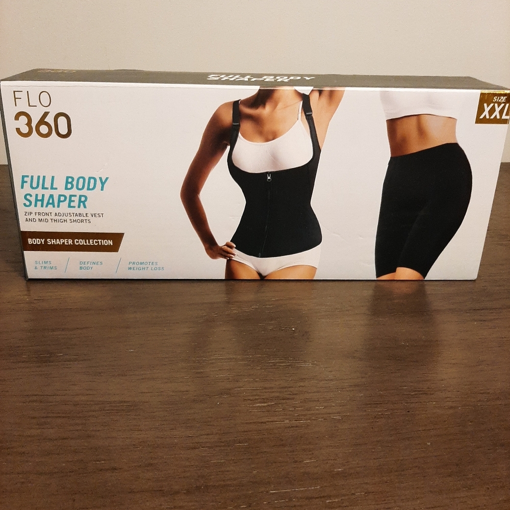 Flo 360 Neoprene Body Shaper Set Size 2XL Open Box but Bever Worn.